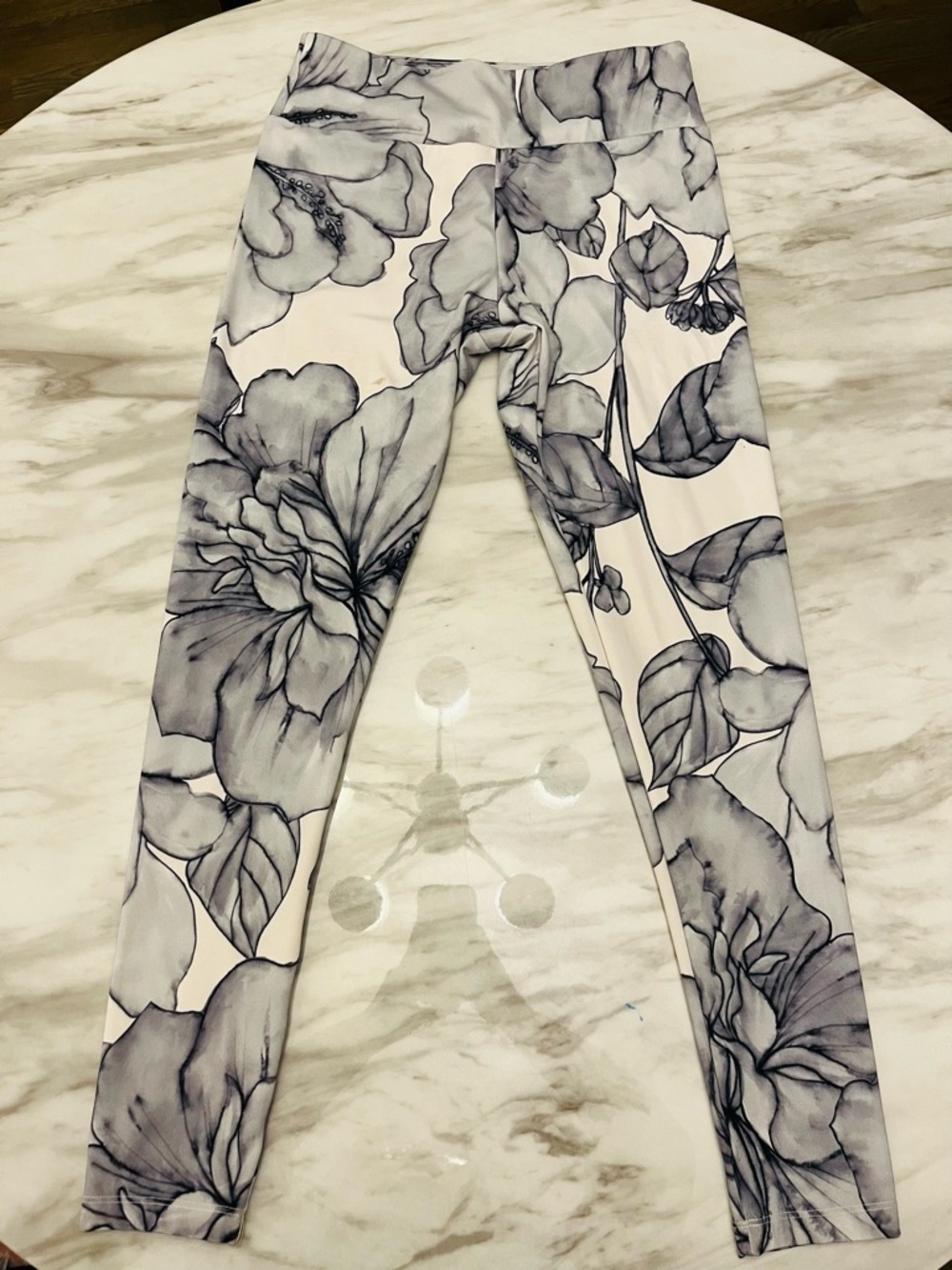 High-Waist Floral Print Leggings - White & Gray